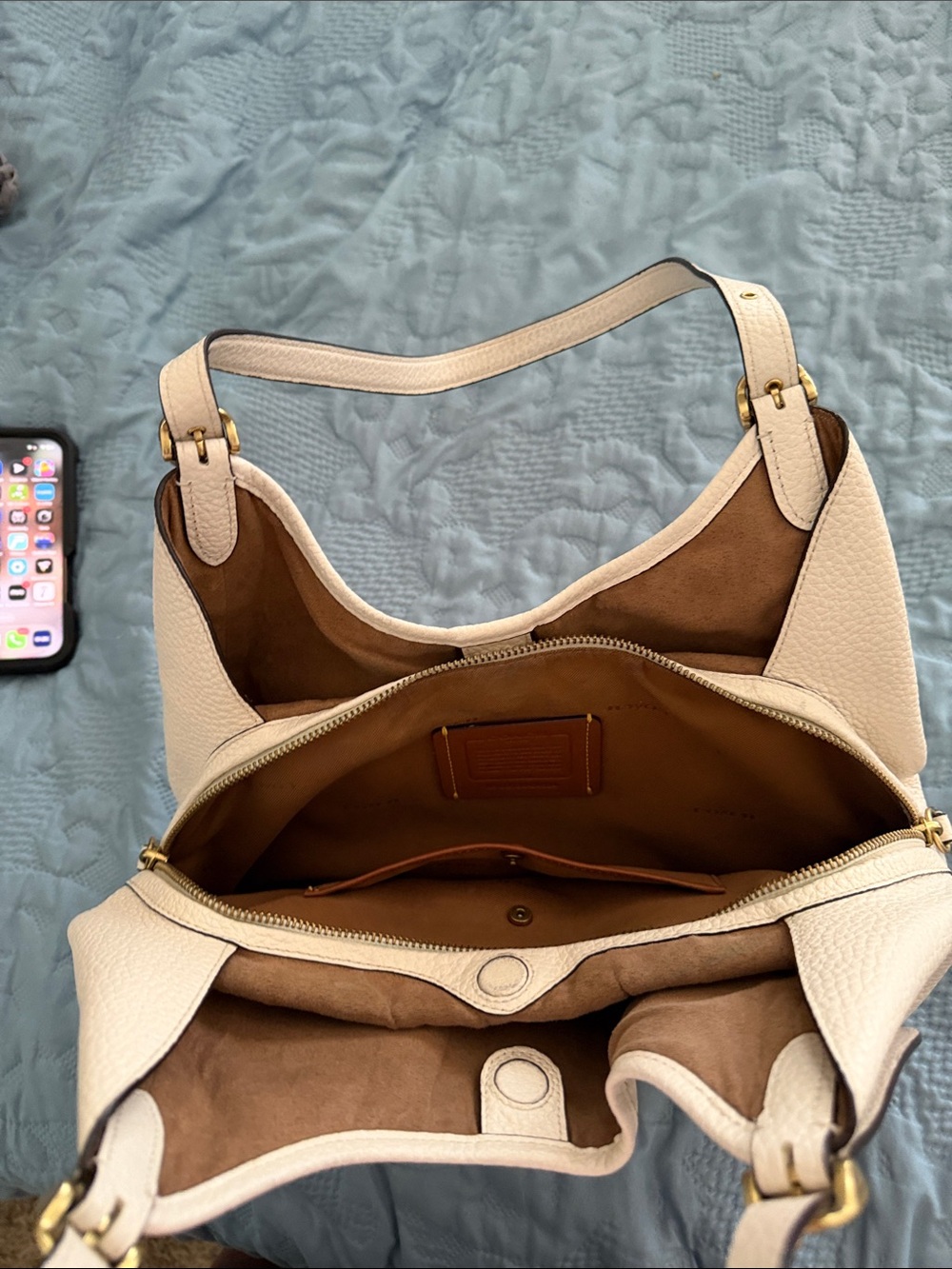 Coach Pebbled Leather Shoulder Bag in Light Cream with Gold Hardware - Picture 3 of 3